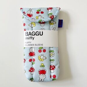 BAGGU Miffy Puffy Glasses Sleeve - Light Blue with Red and Yellow Accents